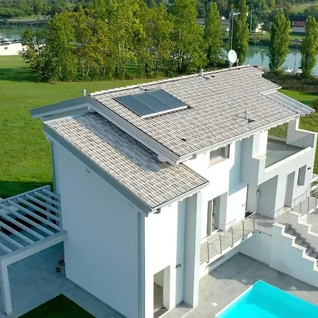 Apartment Luxury La Finestra Sul Mincio *