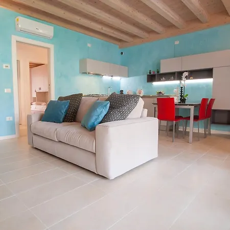 Italianflat - The Peschiera Terrace Apartment
