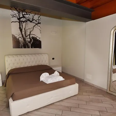 La Terrazza Sul Affittacamere Peschiera del Garda