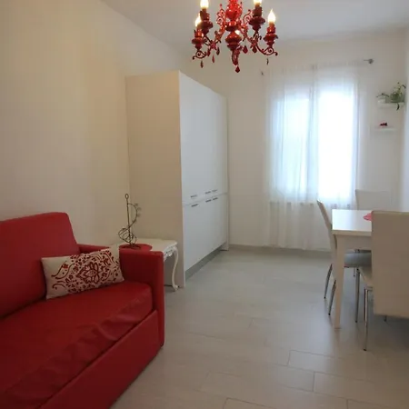 Bed & Breakfast Rooms&breakfast Il Punto... 2*