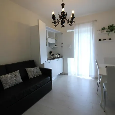Rooms&breakfast Il Punto... 2* Peschiera del Garda