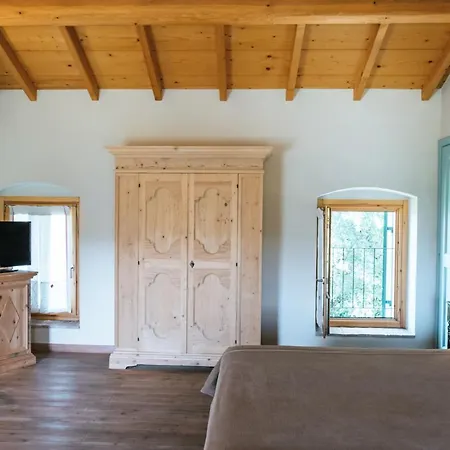 Cascina Girolda Peschiera del Garda