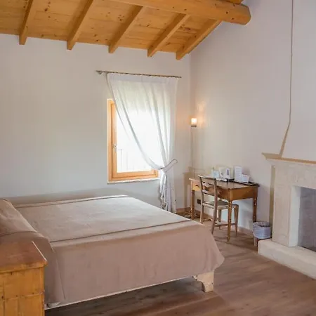 Country house Cascina Girolda *