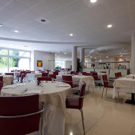 Parc Hotel 4*