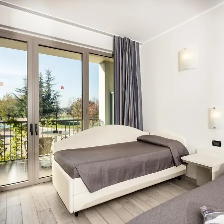 Parc Hotel 4*