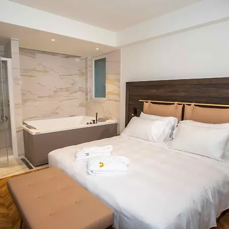 Appartamento Jacuzzi By Enjoy Garda