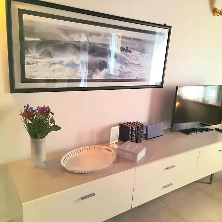 Les Amis Apartment *