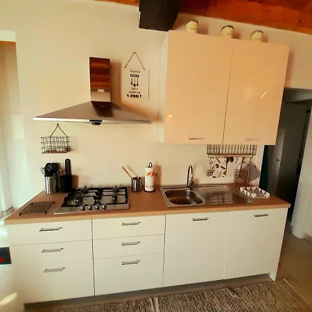 Les Amis Apartment *