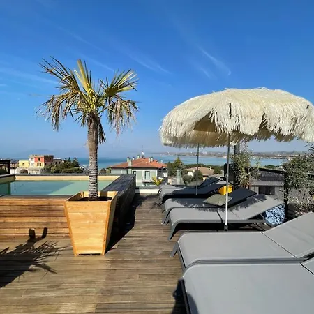 Plaza Di Garda Guest house