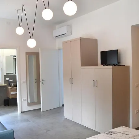 Iris Ar Holiday-home Apartment *