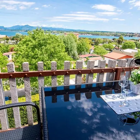 Appartamento Casa Christina Rentals-24