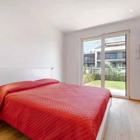Apartment Garden Borgo Secolo Peschiera del Garda