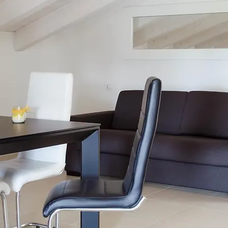 Nuovo Laghetto Del Frassino Guest house