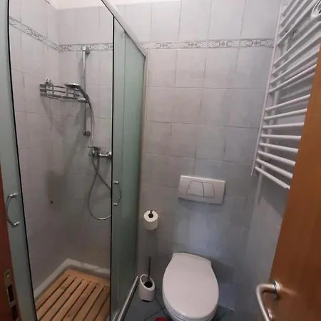 Vinessa Apartment