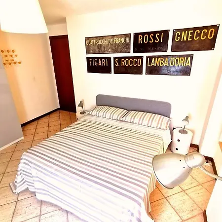 Live - Centro Storico Con Terrazzo Appartamento Peschiera del Garda