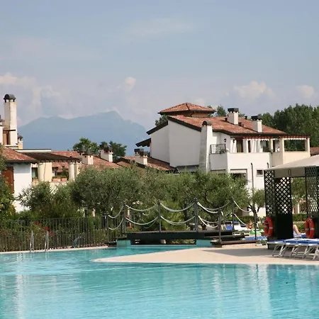 Aparthotel Lugana & Sporting Club - Sermana Village *