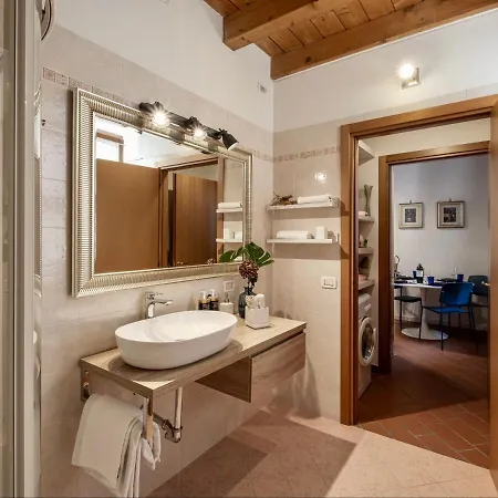 Xenia19 In Pieno Centro Storico Peschiera del Garda