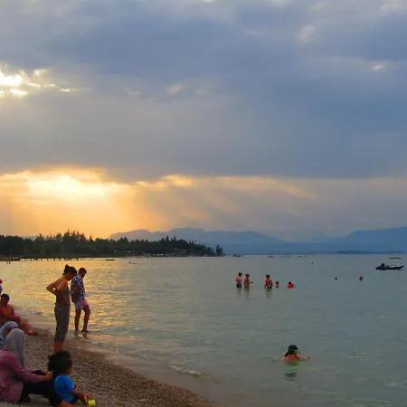 Xenia19 In Pieno Centro Storico * Peschiera del Garda
