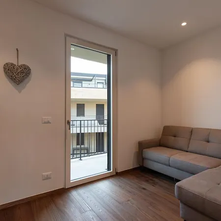 Holiday home Prestige Garda - Borgo Secolo