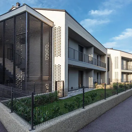 Prestige Garda - Borgo Secolo Holiday home