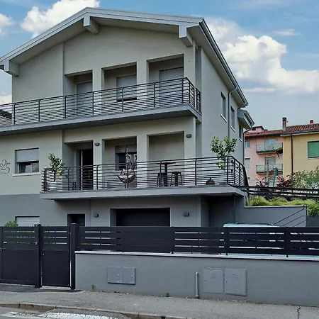 Affittacamere Via Goito 25 &