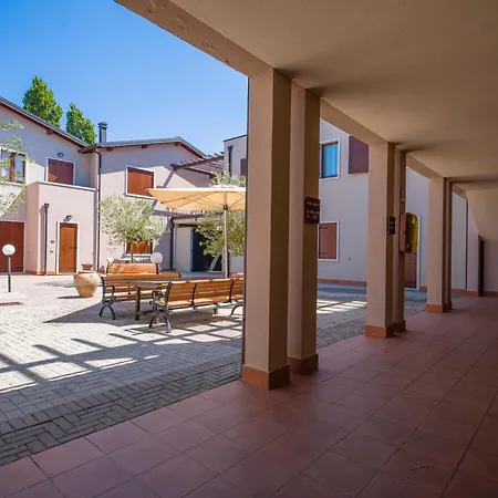 In 22085 Apartment Peschiera del Garda