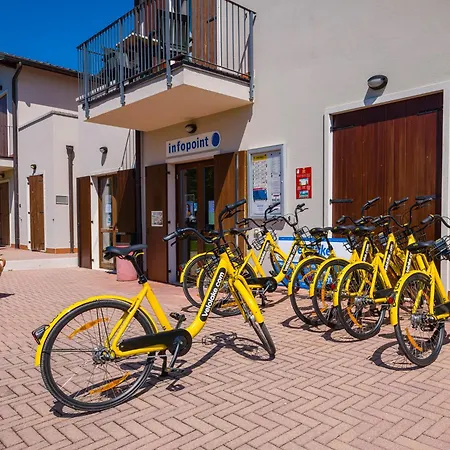 Apartment In 22085 Peschiera del Garda