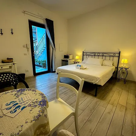 Sg - Casa Laura