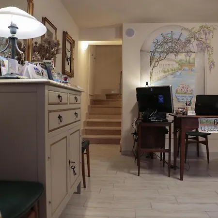 Maison d'hôtes Le Finestre Sul Borgo Peschiera del Garda