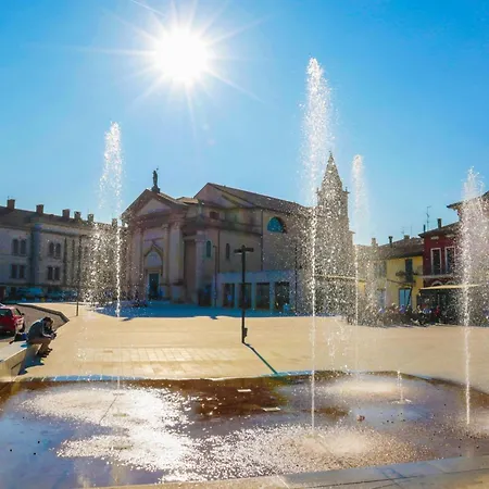 Affittacamere Le Finestre Sul Borgo Peschiera del Garda
