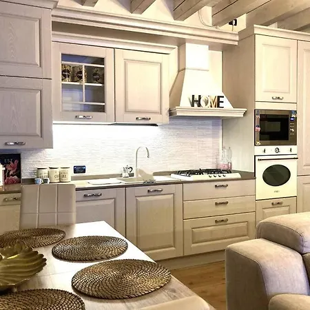 Il Cascinale Apartment Peschiera del Garda
