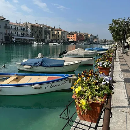 Apartment Residenza Giovanni Fronte Lago - Garda Lago Peschiera del Garda