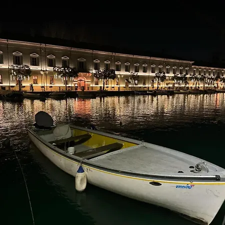 Residenza Giovanni Fronte Lago - Garda Lago Apartment *