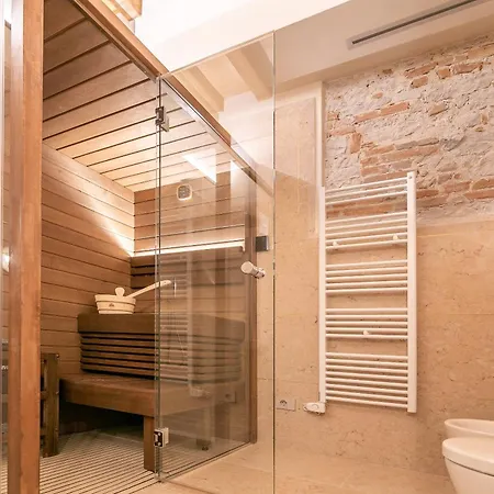 Luxury Peschiera Apartment