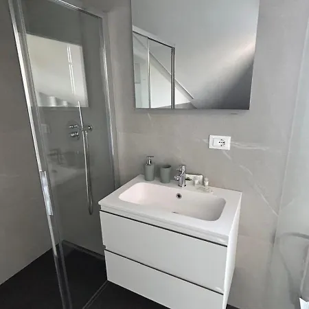 Prestige Garda - Borgo Secolo Holiday home Peschiera del Garda