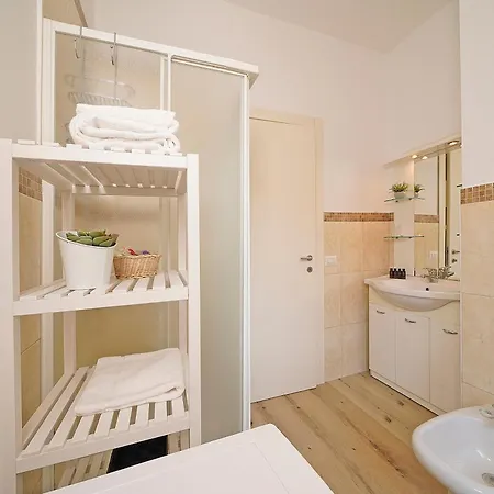 Peschierahome Appartamento Peschiera del Garda
