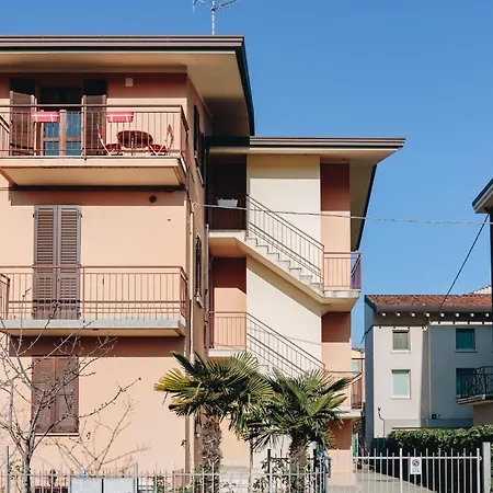 Sg Family - Casa Di Tulu' Apartment *