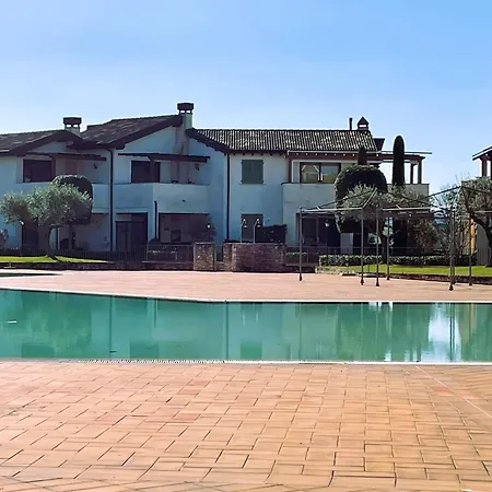Garda Village 9