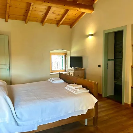 Cascina Girolda Country house *