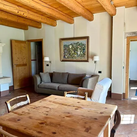 Country house Cascina Girolda