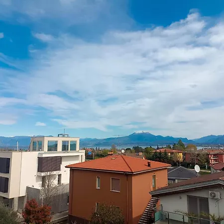The Terrace On The - With Pool * Peschiera del Garda