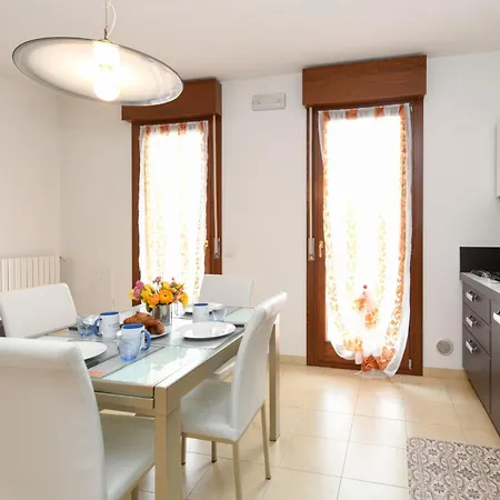Michelangelo Peschiera Apartment
