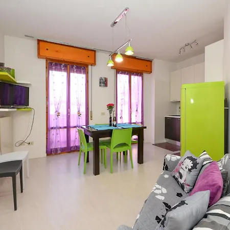 Appartamento Casa Alessia-300mt To & Center Peschiera Peschiera del Garda