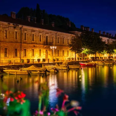 Appartamento Kyoto - Eleganza Moderna Vicino Alle Meraviglie Del Garda Peschiera del Garda