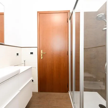 Desenzanoloft Official Partner Marriott Homes & - Peschiera Fantasia Apartment Peschiera del Garda