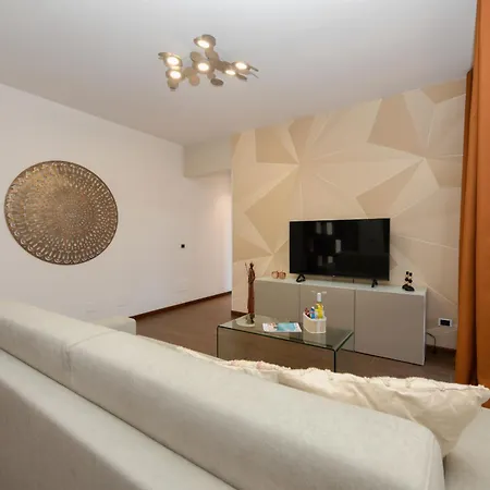 Desenzanoloft Official Partner Marriott Homes & - Peschiera Fantasia Peschiera del Garda