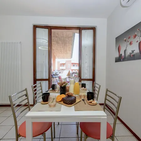 Apartment Desenzanoloft Official Partner Marriott Homes & - Peschiera Fantasia