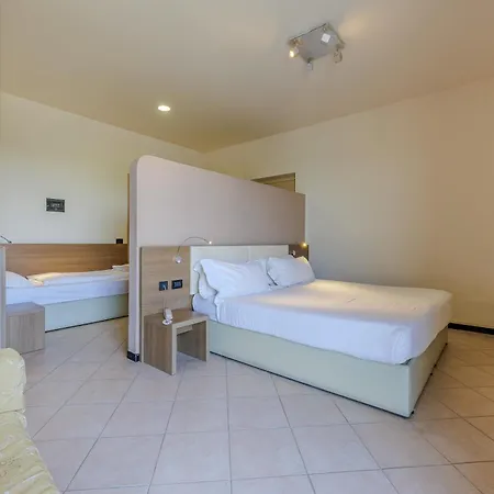 Al Fiore Hotel 3*