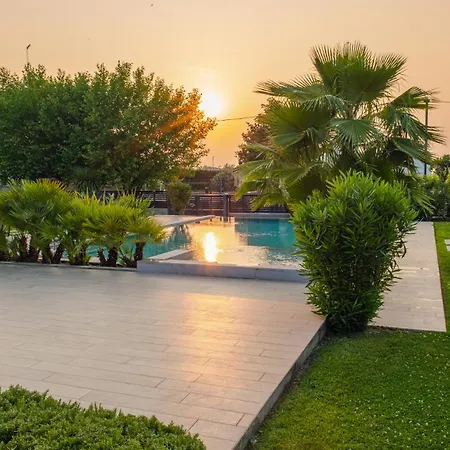 Garda Hideaway - Italian Homing Apartment Peschiera del Garda