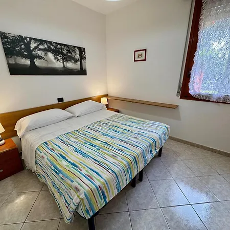 Easy Peschiera Apartment *